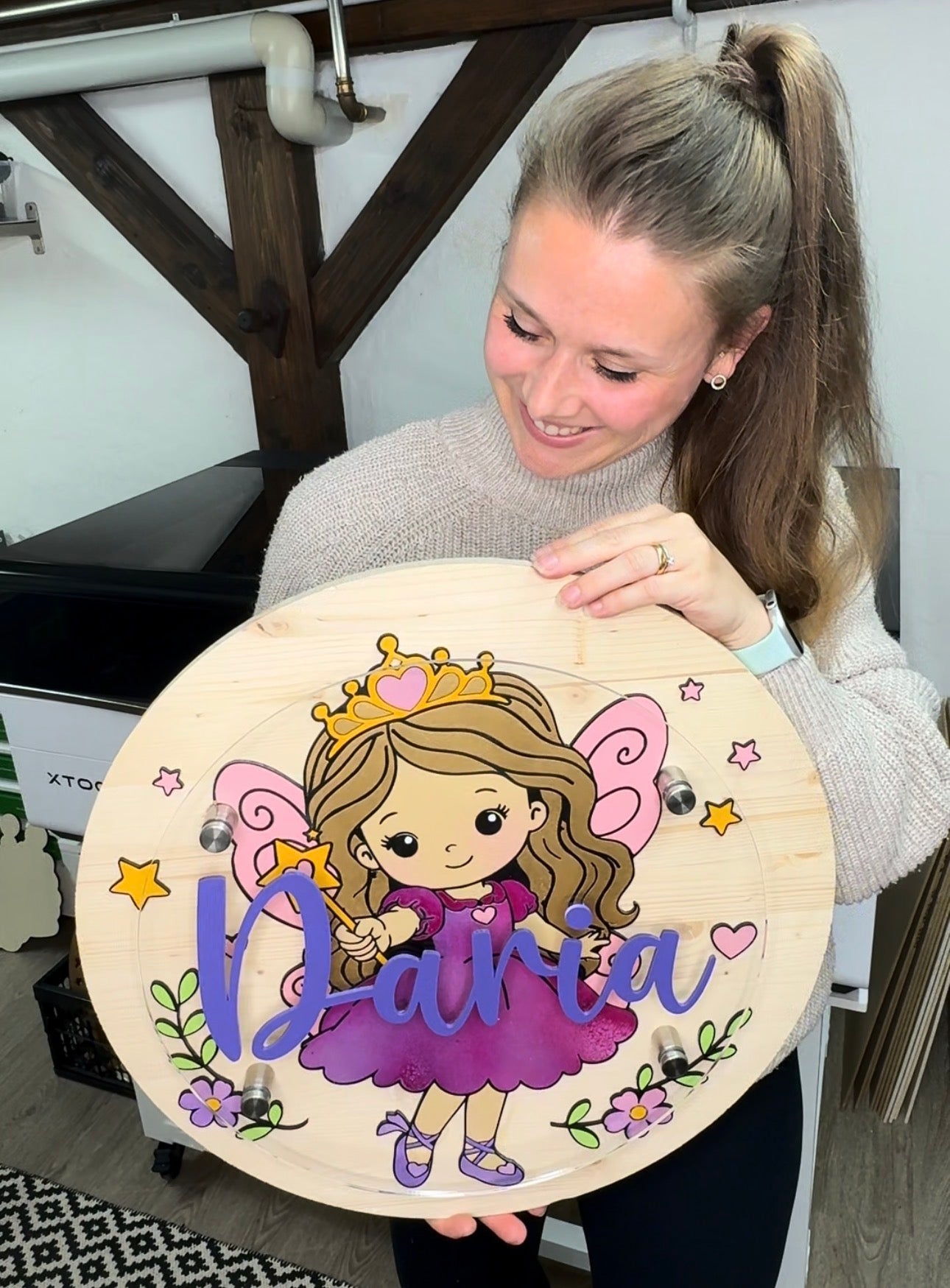 Personalisierte Feen Wanddeko aus Holz mit Namen | Handgemachtes Kinderzimmer Wandbild