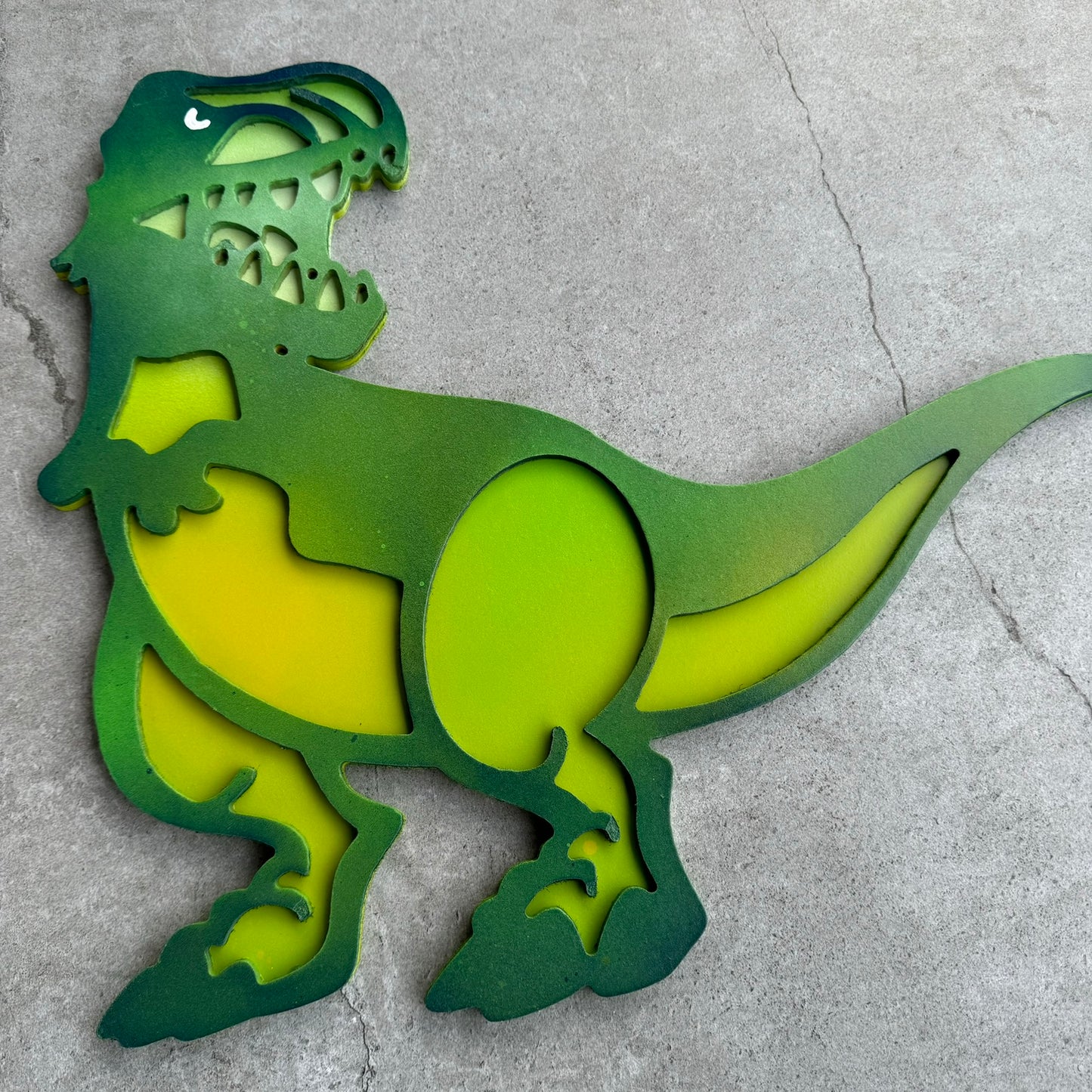 Wunderschönes Wandbild mit frechem Dino