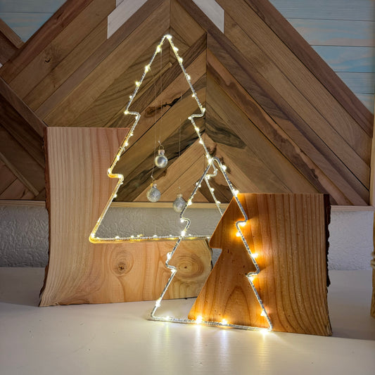 Weihnachtsbaum mit LED-Mini-Leuchten, 2er-Set, Massivholz Douglasie