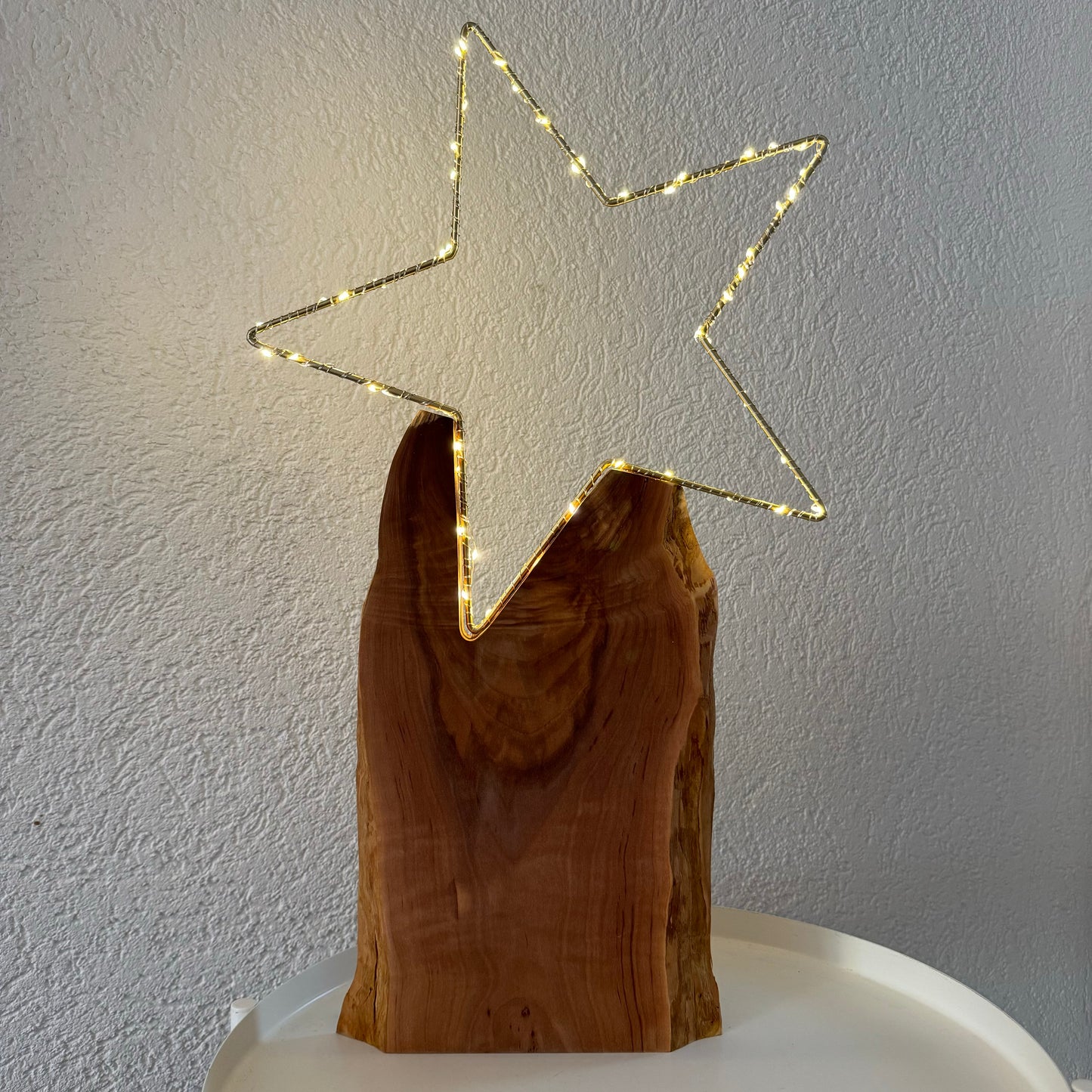 Weihnachtsstern mit LED-Mini-Leuchten, Massivholzsockel, Höhe ca 60cm